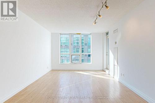 516 - 185 Legion Road N, Toronto, ON - Indoor Photo Showing Other Room