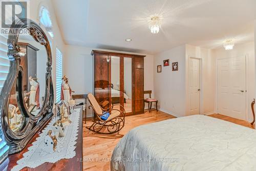 22 Lent Crescent, Brampton, ON - Indoor Photo Showing Bedroom