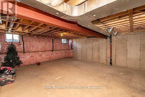 18 - 35 Midhurst Heights, Hamilton, ON - Indoor Photo Showing Basement