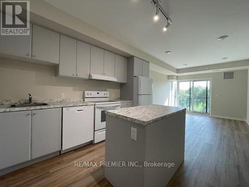 332 - 50 Herrick Avenue, St. Catharines, ON - Indoor Photo Showing Kitchen