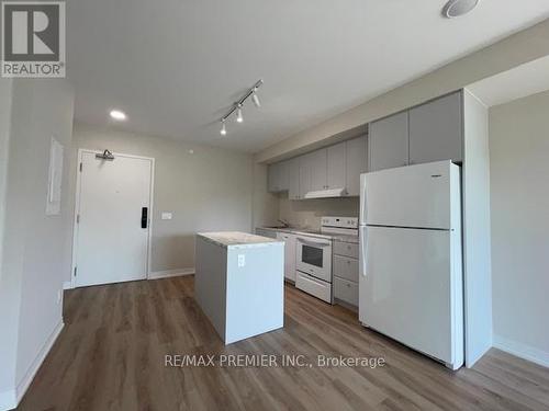 332 - 50 Herrick Avenue, St. Catharines, ON - Indoor Photo Showing Kitchen