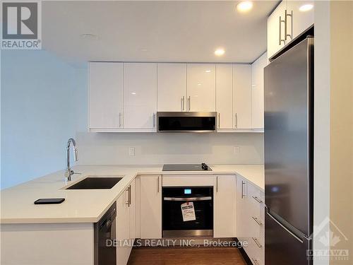 2103 - 180 George Street, Ottawa, ON - Indoor Photo Showing Kitchen