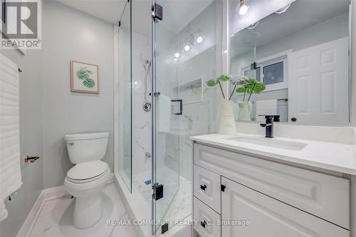 31 Tilley Drive, Toronto, ON - Indoor Photo Showing Bathroom