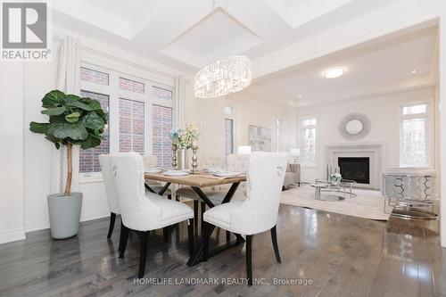 17 Fitzmaurice Drive, Vaughan, ON - Indoor Photo Showing Dining Room