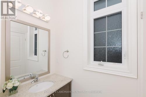 17 Fitzmaurice Drive, Vaughan, ON - Indoor Photo Showing Bathroom