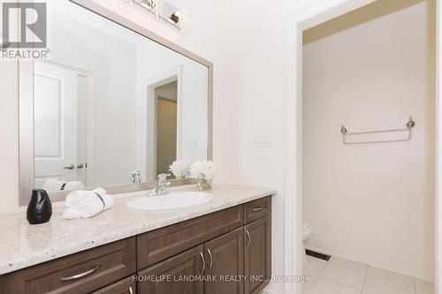 17 Fitzmaurice Drive, Vaughan, ON - Indoor Photo Showing Bathroom