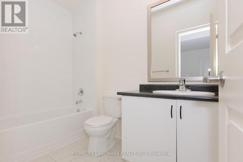 17 Fitzmaurice Drive, Vaughan, ON - Indoor Photo Showing Bathroom