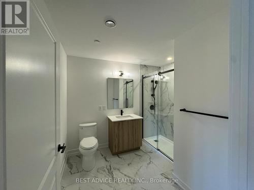 307 - 56 Lakeside Terrace, Barrie, ON - Indoor Photo Showing Bathroom