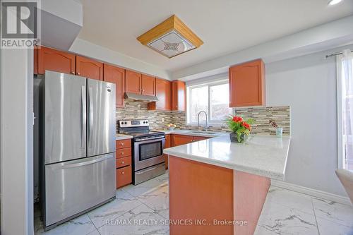 21 - 170 Havelock Drive, Brampton, ON - Indoor Photo Showing Kitchen