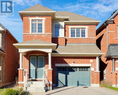 22 Temple Avenue, East Gwillimbury, ON - Outdoor With Facade