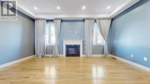 22 Temple Avenue, East Gwillimbury, ON - Indoor With Fireplace