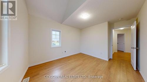 4 Hadleigh Way, Whitby, ON - Indoor Photo Showing Other Room