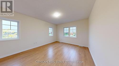 4 Hadleigh Way, Whitby, ON - Indoor Photo Showing Other Room