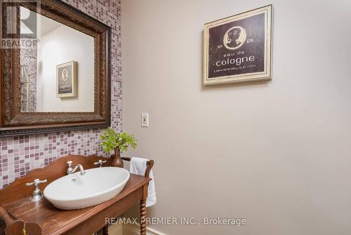 47 Park Drive, Vaughan, ON - Indoor Photo Showing Bathroom