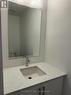 143 - 15 Lytham Green Circle, Newmarket, ON  - Indoor Photo Showing Bathroom 