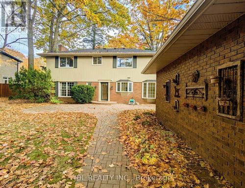 312 Dalewood Drive, Oakville, ON - Outdoor