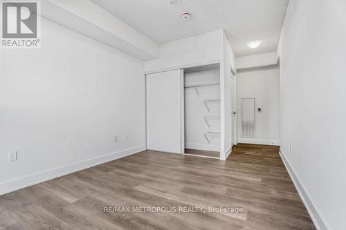 1806W - 202 Burnhamthorpe Road E, Mississauga, ON - Indoor Photo Showing Other Room