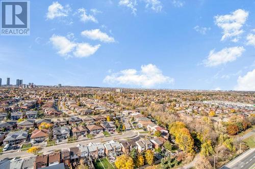 1806W - 202 Burnhamthorpe Road E, Mississauga, ON - Outdoor With View