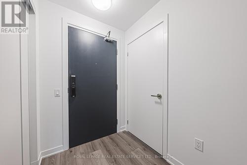 623 - 395 Dundas Street W, Oakville, ON - Indoor Photo Showing Other Room