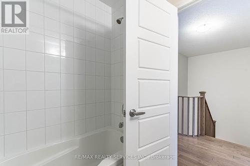 20 - 8273 Tulip Tree Drive, Niagara Falls, ON - Indoor Photo Showing Bathroom