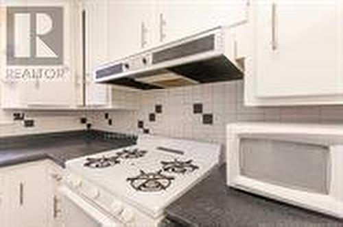 617 Lock Street W, Haldimand, ON - Indoor Photo Showing Kitchen