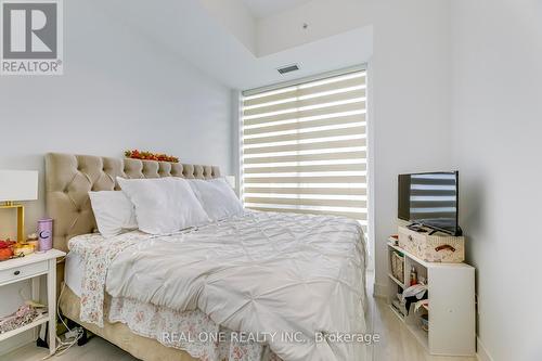 341 - 2485 Taunton Road, Oakville, ON - Indoor Photo Showing Bedroom