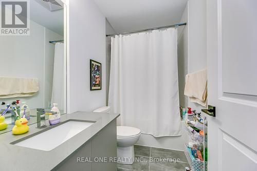 341 - 2485 Taunton Road, Oakville, ON - Indoor Photo Showing Bathroom