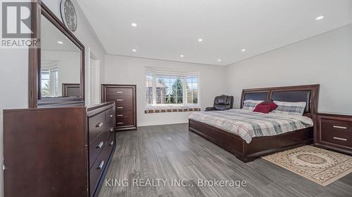 27 Braydon Boulevard, Brampton, ON - Indoor Photo Showing Bedroom