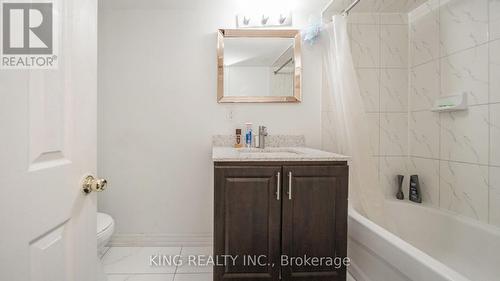 27 Braydon Boulevard, Brampton, ON - Indoor Photo Showing Bathroom