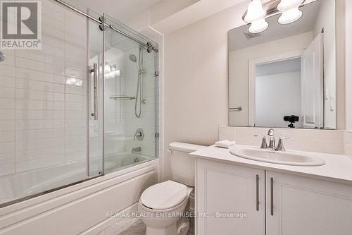 1562 Edencrest Drive, Mississauga, ON - Indoor Photo Showing Bathroom