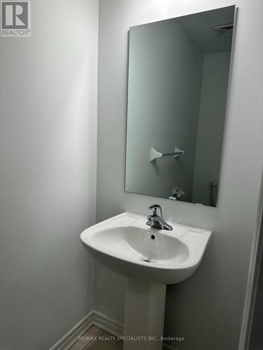 21 Ormand Terrace, Caledon, ON - Indoor Photo Showing Bathroom