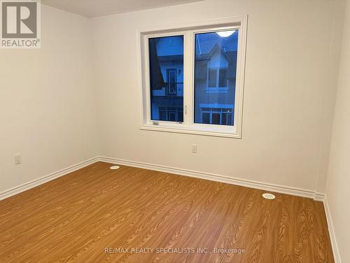 21 Ormand Terrace, Caledon, ON - Indoor Photo Showing Other Room