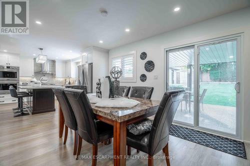 35 Quincy Court, Hamilton, ON - Indoor Photo Showing Dining Room