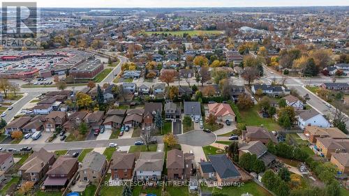 35 Quincy Court, Hamilton, ON - Outdoor With View