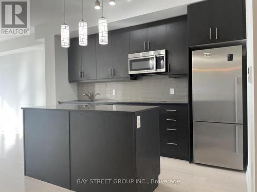 1601 - 1 The Esplanade Avenue, Toronto, ON - Indoor Photo Showing Kitchen With Upgraded Kitchen