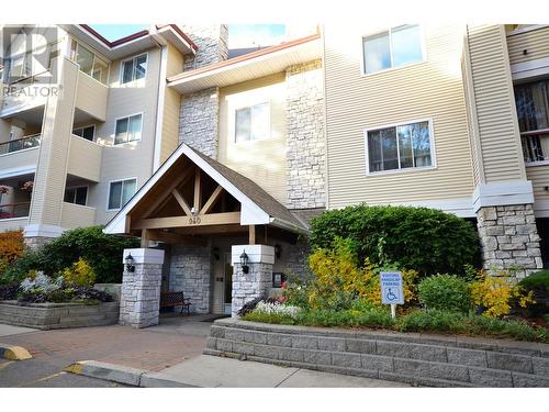 940 Glenwood Avenue Unit# 104, Kelowna, BC - Outdoor With Facade