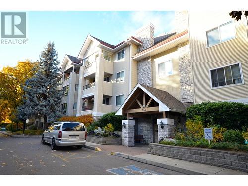 940 Glenwood Avenue Unit# 104, Kelowna, BC - Outdoor With Facade