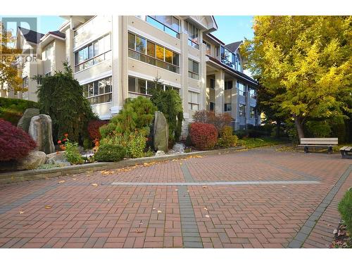 940 Glenwood Avenue Unit# 104, Kelowna, BC - Outdoor