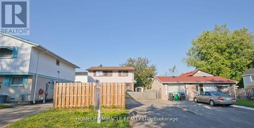 8 Hillbank Trail, Brampton, ON - Outdoor