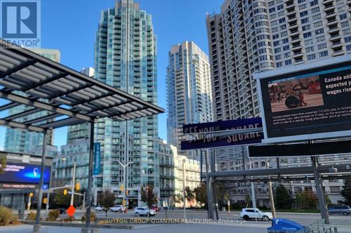 1605 - 3939 Duke Of York Boulevard, Mississauga, ON - Outdoor With Facade