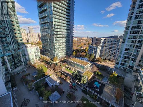 1605 - 3939 Duke Of York Boulevard, Mississauga, ON - Outdoor