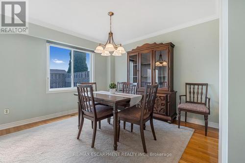 8 - 4192 Longmoor Drive, Burlington, ON - Indoor Photo Showing Dining Room