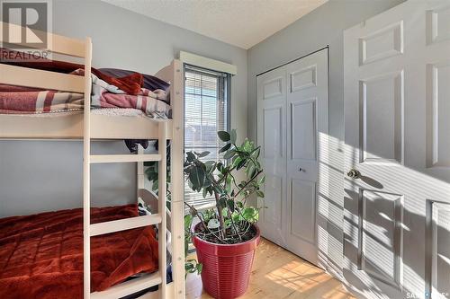 18 Park Bay, Emerald Park, SK - Indoor