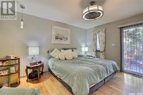 18 Park Bay, Emerald Park, SK - Indoor Photo Showing Bedroom