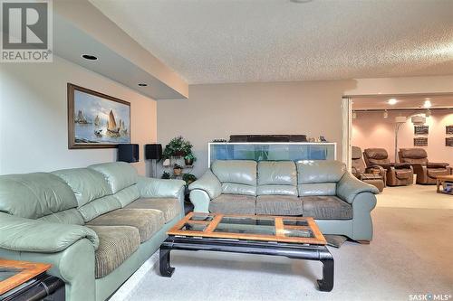 18 Park Bay, Emerald Park, SK - Indoor Photo Showing Living Room