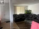 211 Ballantyne Avenue, Cambridge, ON  - Indoor Photo Showing Living Room 