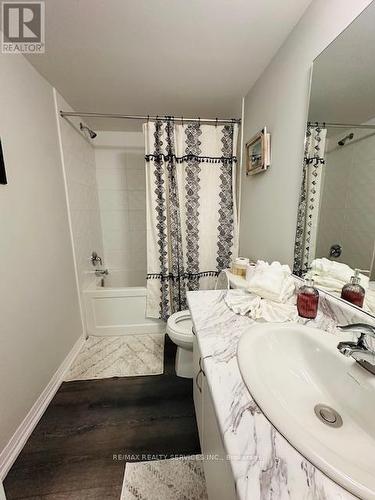 64 - 6705 Cropp Street, Niagara Falls, ON - Indoor Photo Showing Bathroom