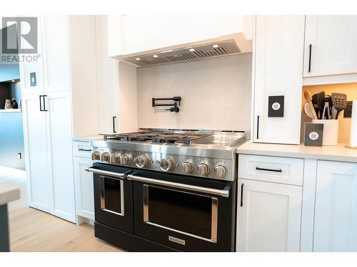 10927 114 Avenue, Fort St. John, BC - Indoor Photo Showing Kitchen