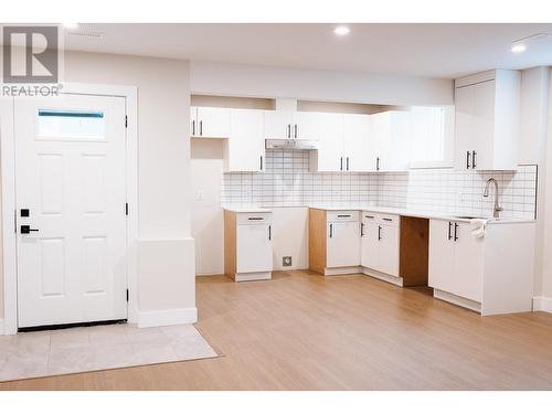 2467 Rowe Street, Prince George, BC - Indoor Photo Showing Kitchen