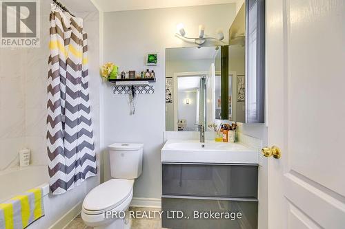 2317 Foxfield Road, Oakville, ON - Indoor Photo Showing Bathroom